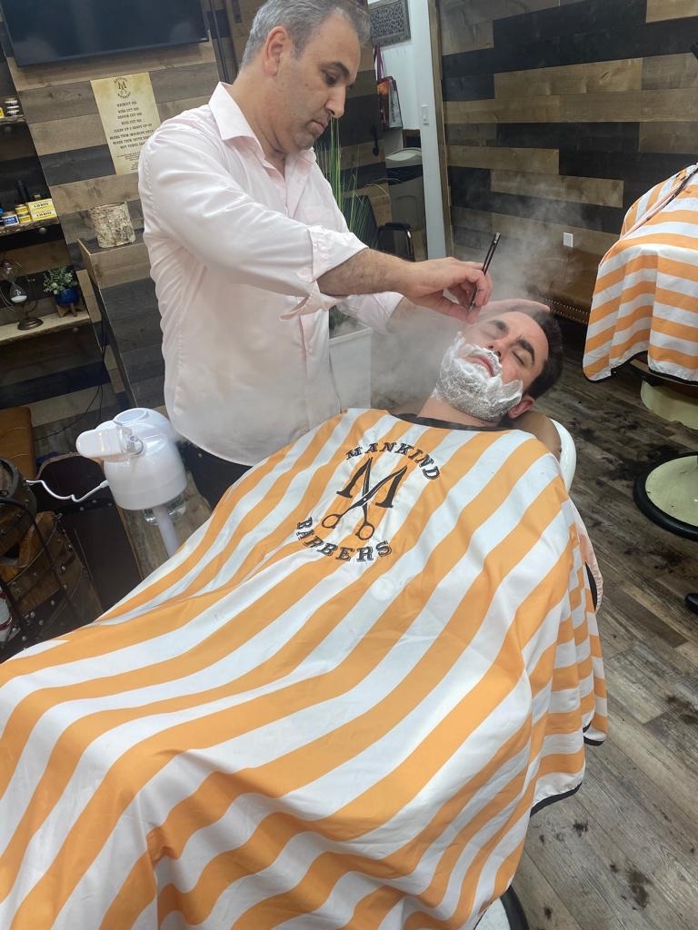 Are there any specific aftercare instructions that men should follow after getting a traditional straight razor shave?